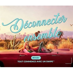 Tinder, affiche originale « Déconnecter ensemble »