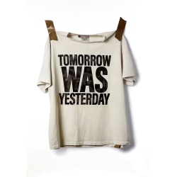 Affiche originale par Josué Thomas, visuel "TOMORROW WAS YESTERDAY"