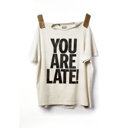 Affiche originale par Josué Thomas, visuel "YOU ARE LATE!"