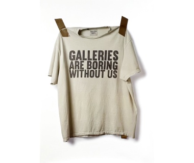 Affiche originale par Josué Thomas, visuel "GALLERIES ARE BORING WITHOUT US"