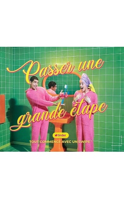Tinder, affiche originale « Passer une grande étape »