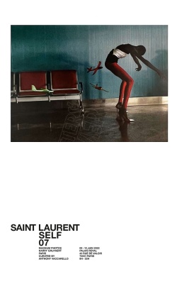 Affiche originale de l'exposition SELF 07 par Yves Saint Laurent vu par Harry Gruyeart