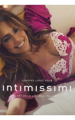 Une collection signée & co-imaginée Jennifer Lopez x Intimissimi (Rose)